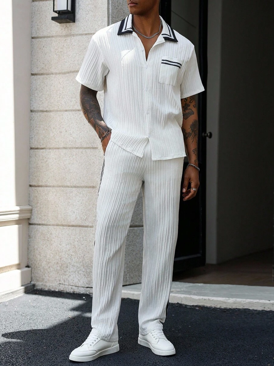 Manfinity Homme 男士撞色短袖衬衫和侧条纹裤套装男士两件套白色白色罗纹套装男士黑白套装 - 彩色 - 查看 1