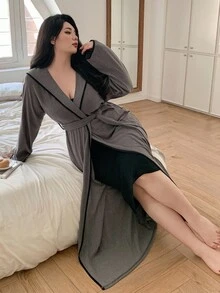 Dazy Plus Plus Size Women Loose Contrast Trim Hooded Cinched Waist Robe, Casual Sleepwear, For Fall & Winter, Cozy Outfit - Grey - View 5