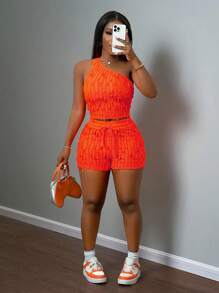 Slaydiva Set de 2 piezas Nuevo conjunto informal de vacaciones con top asimétrico ajustado y shorts de textura para mujer talla grande, primavera/verano, conjunto de 2 piezas de verano - Naranja - Ver 5