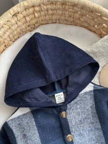 男婴休闲格子拼色帽编织开衫外套，适合圣诞节