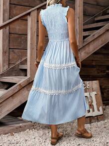 LanaWest 度假休闲条纹蕾丝边无袖连衣裙 - 藍色 - 查看 2