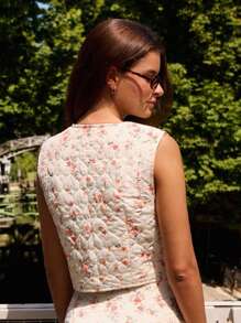 lacRébo Vintage Style Floral Print Quilted Sleeveless Button Front Waistcoat Going Out Top Spring Summer Top - White - View 2