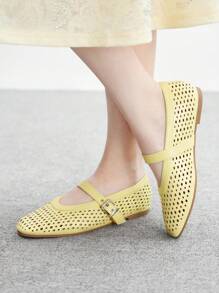 CUCCOO BIZCHIC 女士时尚通勤百搭休闲玛丽珍平底鞋 - 黃色 - 查看 8
