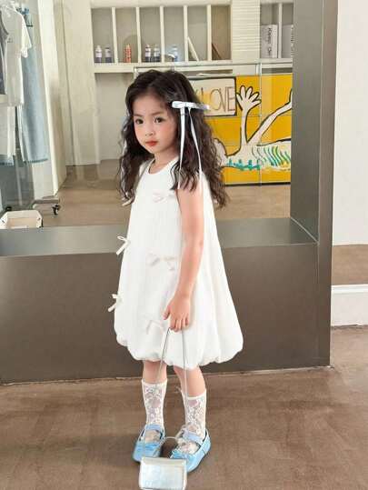 SHEIN Back To School Fall Clothes  Toddler Girls' Summer Korean Style Cute Bow Decor Floral Bud Dress, Sleeveless Princess Dress, Solid Color Tank Dress, Unique Lantern Dress Makes You The Popular Little Princess With High Attention