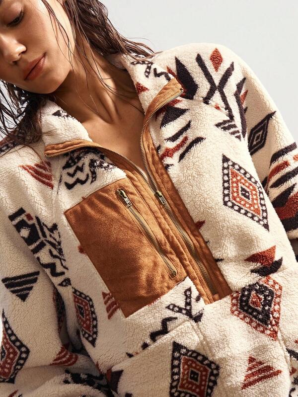 Bohemela Boho Autumn/Winter Women's Vintage Geometric Print Reversible Fleece Pattern Casual Vacation Women Long Sleeve High Neck Fuzzy Sweatshirt, Western Country Style Concert Vacation, Suitable For Vacation & Daily Wear & Back To School, Halloween Thanksgiving