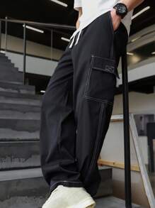 Manfinity Hypemode Men's Flip Pocket Drawstring Waist Straight Leg Cargo Pants Baggy Long Slacks Plain Black Going Out, Back To School