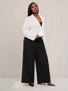 SHEIN SXY Áo blazer dài tay dáng ngắn màu trắng tối giản, gợi cảm dành cho nữ cỡ lớn, phù hợp mặc hàng ngày, lễ hội, hẹn hò, sinh nhật, tiệc độc thân, đám cưới, thanh lịch, thường ngày, đi mua sắm, thời trang đường phố, đi chơi, quyến rũ, dễ phối đồ và tạo dáng thon gọn, tôn dáng, phù hợp cho lễ tốt nghiệp, tựu trường, giáo viên vào mùa thu/đông. - trắng - Xem 9