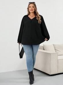 SHEIN CURVE+ Plus Size Women's Autumn And Winter Casual Loose And Comfortable V-Neck Black Long-Sleeved Shirt,Fall Women Clothes,Women Blouse,Curv Tops,Old Money,Black Top,Business Casual Women,Office Wear Women,W,Teacher Shirtsfall Clothes For Women,Winter,CURVE PLUS Plus Size Blouses Plus Size Black Shirt Plus Size V-Neck Blouse Plus Size Women Shirts Curvy Blouses