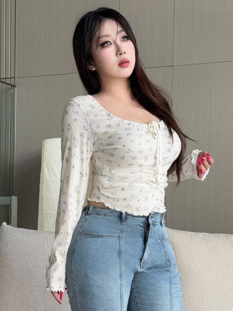 Dazy Plus Floral Print Crew Neck Drawstring Tie Waist Fitted Elegant Plus Size Women Long Sleeve T-Shirt, Autumn