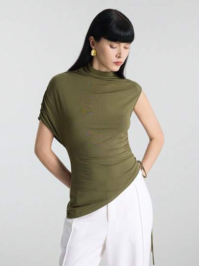 Ontre Camiseta casual para mujer 2025, corte holgado, estilo urbano, casual de negocios, verde militar, cuello alto para mujer, hombro oblicuo, ajuste slim, bajo asimétrico, blusa de verano