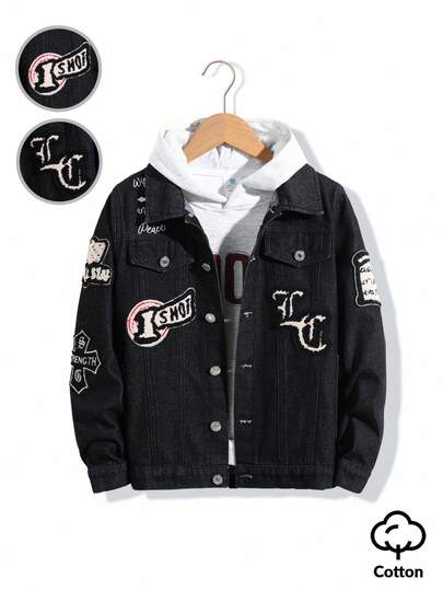 Tween Boys Embroidered Patch Denim Jacket, Casual Fashion Versatile Spring Autumn Streetwear Back To School Recommendation! Classic Eternal Black Denim Comfortable Fabric, Cross Embroidery + Multi-Element Embroidered Patches, Endowing The Jacket With Unique Personalized And Soul, Front Flap Fake Pocket Design, Adding A Rugged Workwear Style, Loose Fit Comfortable, Suitable For Daily Wear.