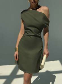 Aloruh 优雅不对称单肩性感收腰修身纯白色迷你休闲连衣裙 - 軍綠色 - 查看 3