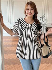 SHEIN LUNE Camisa feminina plus size listrada de manga curta e abotoamento simples, blusa casual de verão charmosa para professoras, ideal para ocasiões formais e informais. - Preto e Branco - Ver 4