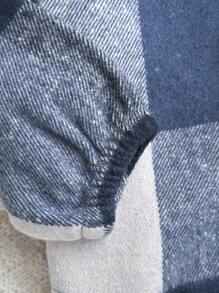 男婴休闲格子拼色帽编织开衫外套，适合圣诞节