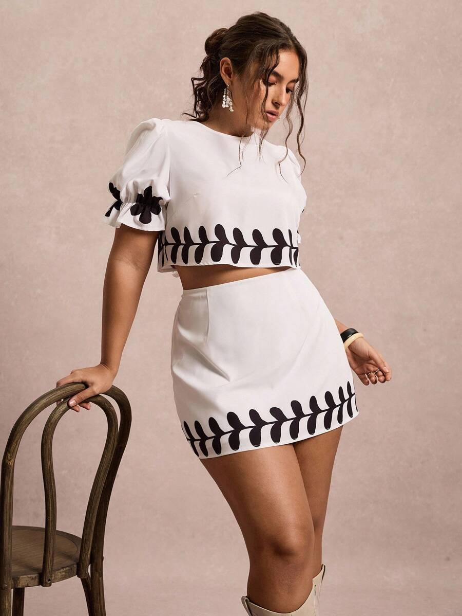 Freevana 大码女式节日花卉印花泡泡袖上衣和迷你裙两件套 - 白色 - 查看 1