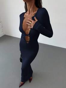 Aloruh 秋冬新款性感深V交叉肩带装饰长袖修身超长毛衣裙 - 藏蓝色 - 查看 4