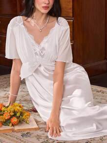 Côtesoire 优雅浪漫缎面蕾丝网眼女士睡袍 - 白色 - 查看 1