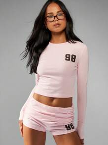 MISSGUIDED 秋冬款校园风两件套家居服套装，含长袖短款上衣和褶饰高腰短裤 - 粉色 - 查看 6