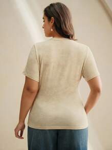 Anewsta 大码女式沙色水洗铆钉修身圆领短袖T恤 - 杏色 - 查看 3