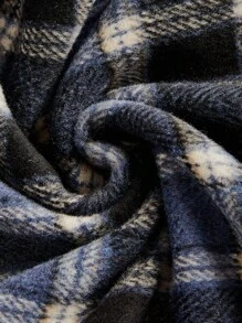 ROMWE MEN Prep 男士格子刺绣休闲及膝短裤 - 彩色 - 查看 5