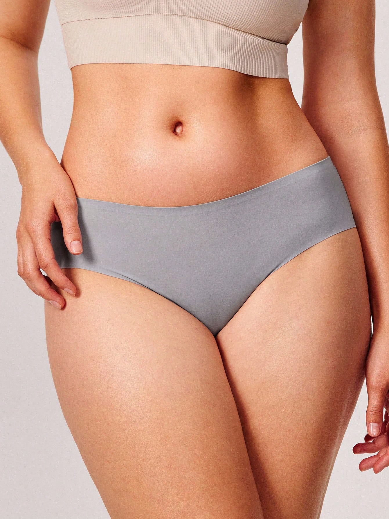 Lot de 4 culottes sans couture basiques à taille basse et sans marque pour femmes