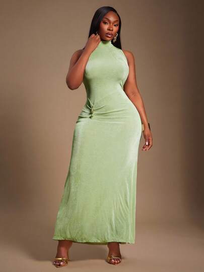 SHEIN SXY Vestido Maxi de Verano Elegante Verde Salvia para Mujer Talla Grande, Sin Mangas con Cintura Fruncida y Decoración de Hebilla Metálica, Atuendo Chic Ajustado para Fiesta, Prom y Eventos