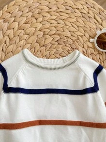 SHEIN Newborn Baby Boy/Girl Cute Versatile White Knitted Striped Long Sleeve Sweater, Autumn/Winter