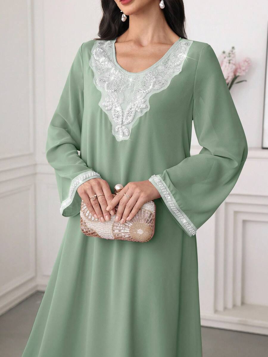 Al Najma 女士珍珠装饰优雅长袖阿拉伯风格连衣裙 - 綠色 - 查看 1