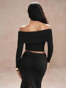 SHEIN Unity Blusa de mujer de manga larga con hombros descubiertos, de unicolor, ajustada y corta con estilo de moda - Negro - Ver 2
