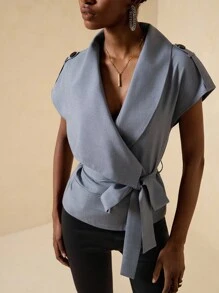 Vesra 不对称领口+收腰短款轻便夹克