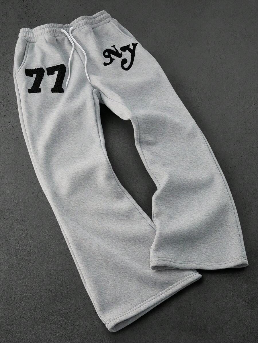 PAVTROS Pantalón de chándal para hombres con bordado 3D de la letra de Nueva York en color claro - Gris Claro - Ver 1