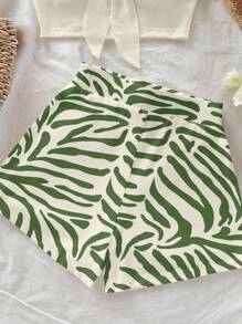 Soleia 休闲度假风格杏色和绿色斑马纹女式短裤搭配黑色抹胸上衣，两件套适合夏季度假 - 彩色 - 查看 6