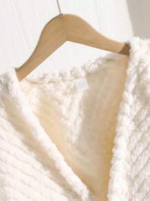 Sparklyn 女童纹理提花面料披肩领仿皮草夹克，时尚高端优雅百搭小外套，白色花卉图案，秋冬返校季 - 杏色 - 查看 3