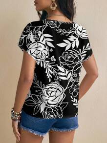 Glamance Leticiabaechtold Women's Vacation Casual Floral Print Notch Collar Blouse Suitable For Going Out - Black and White - View 2