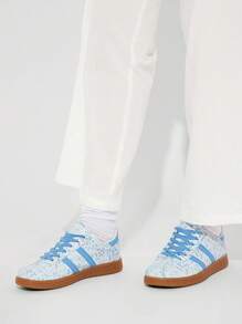 Solezae 女士舒适花卉印花平底日常梦幻休闲基本款可爱 PU 蓝色运动鞋 - 藍色 - 查看 4