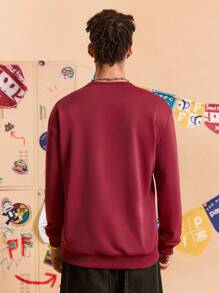 Paul Frank X SHEIN 男式字母图案圆领长袖套头衫 - 酒紅色 - 查看 2