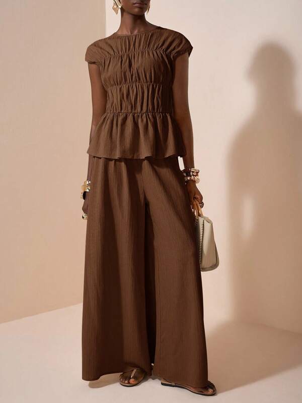 Zivah 2025 年夏季新品，音乐节，毕业季，学院风，学生装，日常休闲，度假，海滩，日光浴，街头服饰，杏色纹理面料，褶皱感圆领短袖荷叶边衬衫和阔腿裤两件套