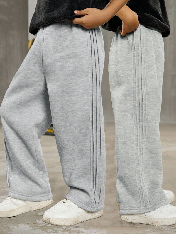 Boys Clothes 1-Pack Young Boys Casual College Comfortable Fashionable Simple Street Loose Version Practical And Versatile Pleated Sweatpants Trousers Comfortable And Thick Suitable For Daily Use Suitable For School Suitable For Travel Suitable For Sports Suitable For Spring, Summer, Autumn And Winter Seasons Suitable For School Start, Back To School Season, Opening Ceremony. Fall