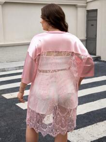 SHEIN CURVE+ Blusa feminina plus size com decote em V, bordada, ombro caído, manga curta, solta, cor contrastante, renda, roupas de outono para mulheres, inverno, CURVE PLUS - Rosa - Ver 2