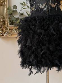 Lovelzi 优雅奢华黑色串珠刺绣手工钻石羽毛装饰短款露背鸡尾酒会礼服