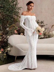 MaterniChic Vestido elegante con hombros descubiertos, mangas acampanadas y cola de pez para mujeres embarazadas