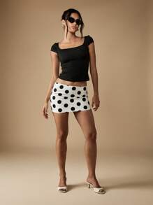 MISSGUIDED 波点迷你裙 复古经典 A 字裙 夏季派对 百搭修身晚装 高腰周末装 - 黑與白 - 查看 5