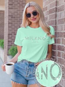 SHEIN Unity 女款 MILANO ITALY 字母印花 T 恤短袖休闲上衣 MILAN ITALY 图案 T 恤女款上衣 - 青碧色 - 查看 3