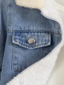 SHEIN Genkimix Kids 1 件男童休闲牛仔夹克，带毛领，秋冬保暖，开学季