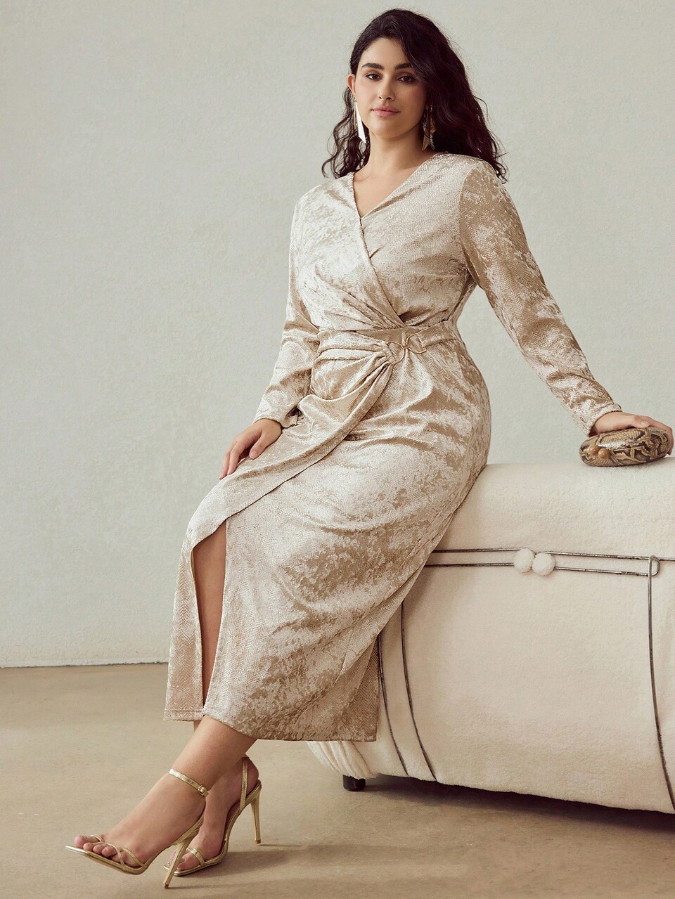 CHRISTMAS PLUS SIZE WOMEN VELVET STRUCTURED DESIGN MID-LENGTH DRESS