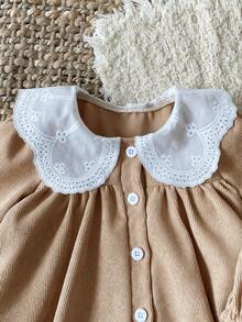 SHEIN Conjunto de 2 peças para bebês meninas, bebês recém-nascidos de 0 a 3 anos, casual, diário, estilo campestre, camisa de malha com gola Peter Pan e veludo cotelê cáqui, outono/inverno