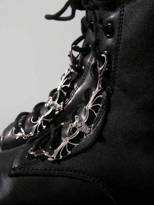 ROMWE Grunge Punk 2pcs Gothic Mini Bat Shoe/Boot Decorations, Holiday Party Gift, Halloween
