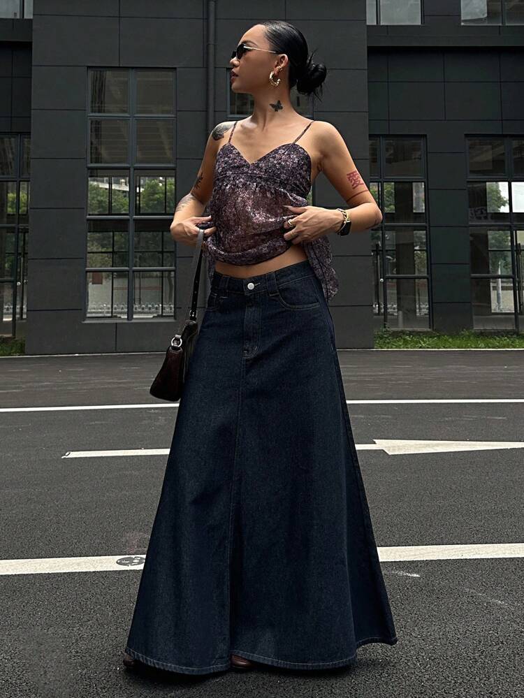 Women's Solid Color Minimalist Casual Denim Skirt Jeans Skirt