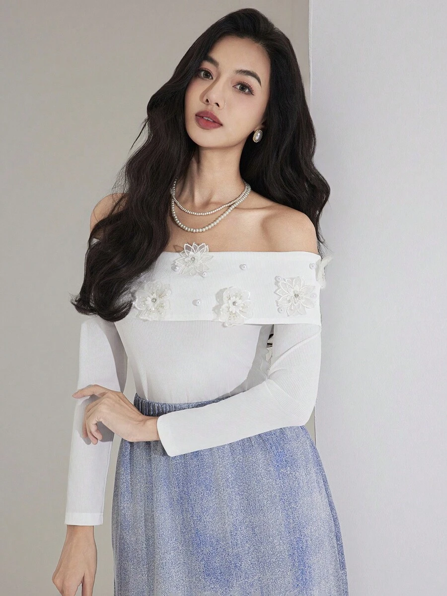 Modelyn 女士优雅3D花卉装饰露肩长袖T恤返校国庆节返校夜出秋季女装韩版露肩长袖单肩立体花卉风格韩版针织上衣 - 白色 - 查看 1