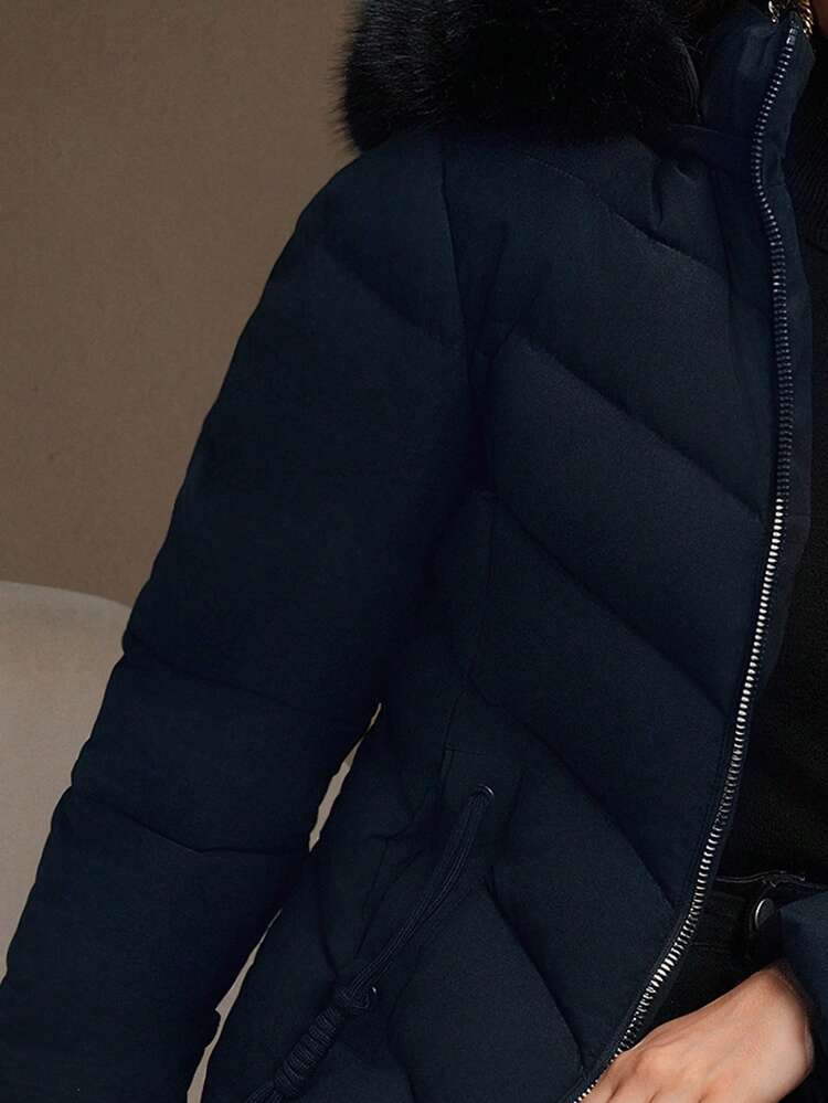 Jaqueta com Capuz e Cintura Marcada de Comprimento Médio para Mulheres, com Gola de Pele Removível, Casaco Acolchoado com Zíper